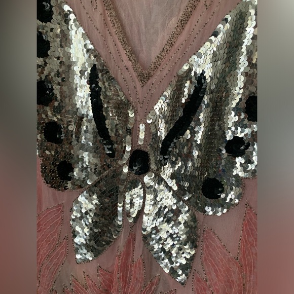 Vintage silk and sequins butterfly top - Picture 3 of 10